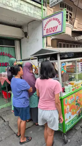 Kurir Outlet Bubur Bayi