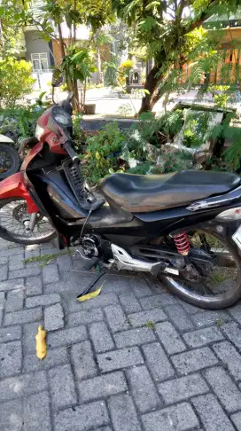 Jual suzuki titan th 2010