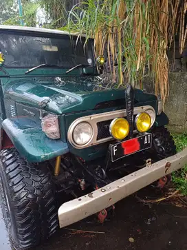 Jual Santai Toyota Hardtop 1978 Bensin