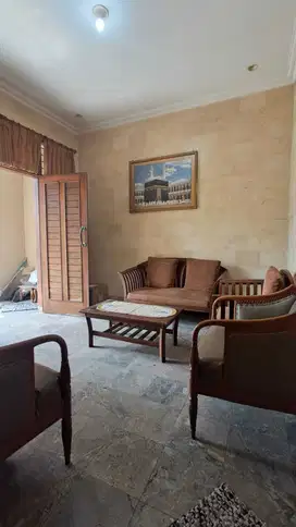 Dijual Rumah Keren 2 Lantai Di Komplek Margawangi Margacinta