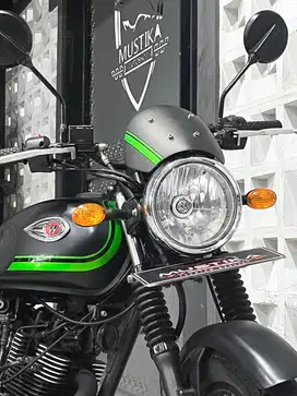 Retro keren‼️Kawasaki W175 Cafe th 2020 - Ayu Mustika