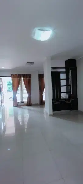 RUMAH SEWA MURAH SIAPHUNI KOTA WISATA CIBUBUR JAKARTA TIMUR