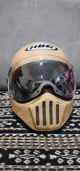 Helm cakil bekas HBC