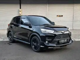 Toyota Raize Gr 1.0 At. Turbo. Tahun 2022. Hitam. Low km. Perfect cond