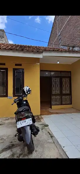 Dijual cepat rumah di komplek puri cipageran indah 2 shm