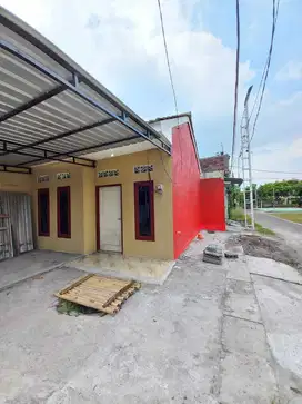 Rumah siap huni pojok // 300jutaan SHM Ready