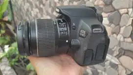 Canon 650D EFS 18-55mm IS II