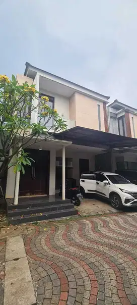 DIJUAL RUMAH BAGUS SIAP HUNI DLM CLUSTER DURENTIGA JAKSEL.