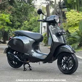 DIJUAL CEPAT VESPA PRIMAVERA 150 IGET ABS LED 2022 ABU ABU KM SUPERLOW