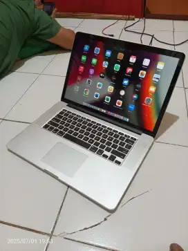 Macbook Pro Retina 15 inch Mid 2014