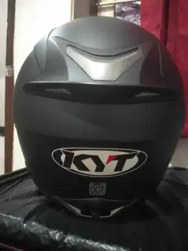 jual helm kyt vendetta 2