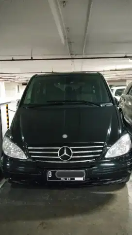 Mercedes Benz V350 At