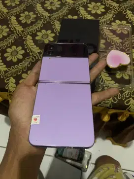 Samsung galaxy z flip 4