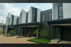 Over Rumah 2 Lantai di Cibubur