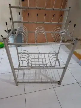Rak piring aluminium