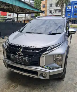 Xpander Cross Premium Silver 1.5 A/T