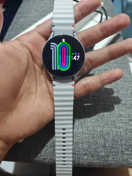 Samsung Galaxy Watch 7 44mm Silver Preloved