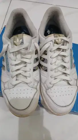 Ssepatu Adidas Continental 80 stripes  original
