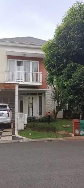 Rumah Hoek 2 Lantai Di Cluster Awal Summarecon Bekasi