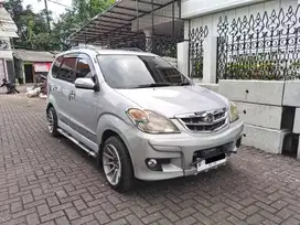 MURAH Dp3JT ccl 2.5 2011 Xenia Xi Sporty  SPakai TTambah Avanza 2010