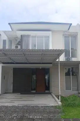 *Jual Rumah sangat terawat,asri PELICAN HILL CITRALAND UTARA*