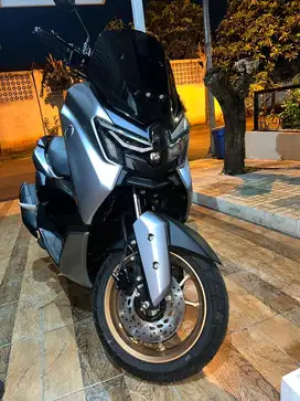 Jual nmax turbo pemakaian 3 bulan ori km 2500 ori full surat2 BU