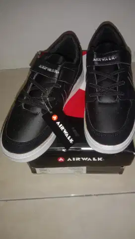 Sale Sepatu Airwalk