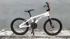 Sepeda bmx wimcycel