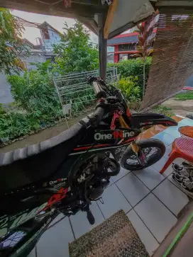 CRF SUPERMOTO 2019