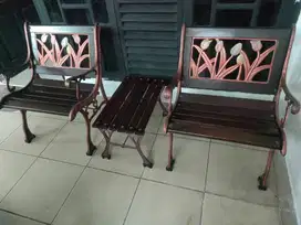 Bangku Taman Besi Cor kombinasi Kayu 1 set