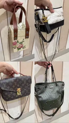 Ambil satuan/ semua bisa. Tas branded original dan premium.