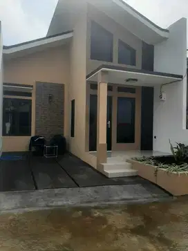 Rumah Baru Siap Huni di Cihanjuang