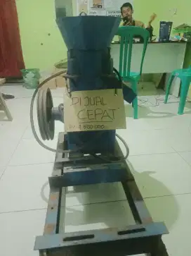 Mesin pelet pakan ikan dan ternak