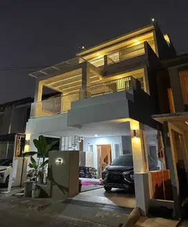 Siap Huni Rumah Mewah Antapani