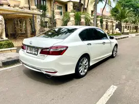 Honda Accord 2.4 VTiL AT 2016