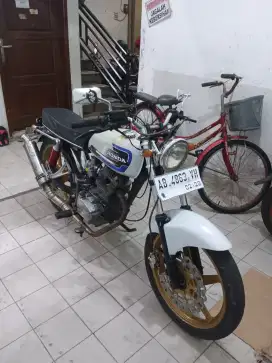 Honda GL pro 100