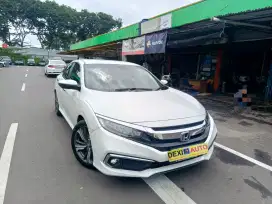 (KM20000)HONDA CIVIC TURBO ES SEDAN NIK 2020 ISTIMEWA KM RENDAH