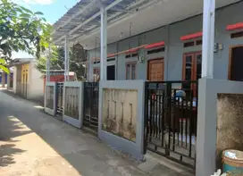 Rumah Kontrakan 9 Pintu Hoek Dengan Sisa Tanah Luas S8831