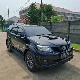 FORTUNER VNT TRD S AT 2015 DIESEL TRIMA BBN PJK 08 2026