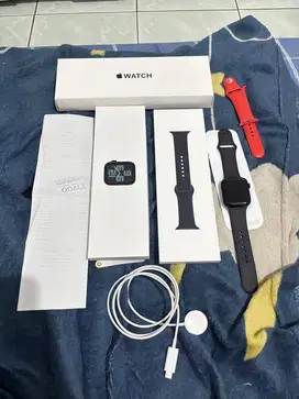 Apple watch Se gen 2 44M midnight