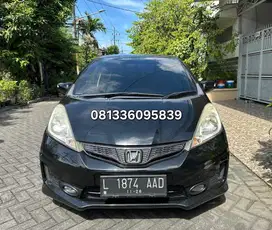 Km.95rb - JAZZ RS 2011 MATIC HITAM