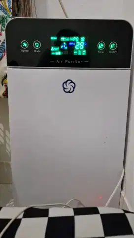 Air purifier filter ruangan
