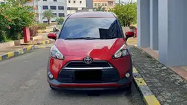 Toyota Sienta 1.5 V CVT AT Merah NIK 2018 Low Km 59Rb Record
