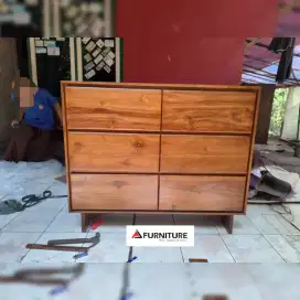 Lemari serba guna, kabinet tv