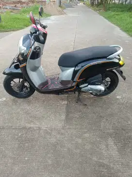 Honda scopy hitam 2017