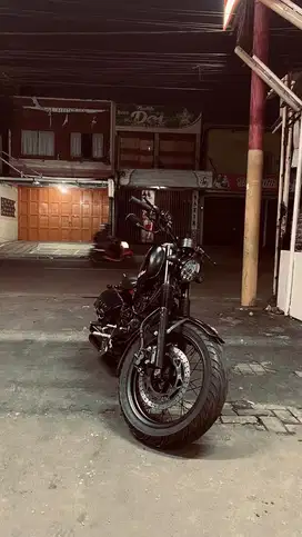 Bomber Sportster 220cc
