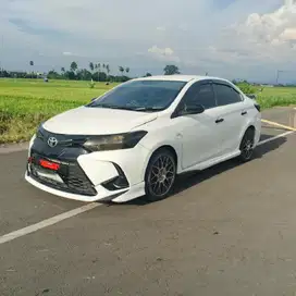 Toyota Limo 2013 Bensin Manual