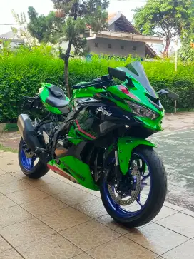 KAWASAKI ZX25RR 2023 PLAT E