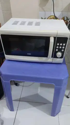 Microwave oven with grill Verona R7208G