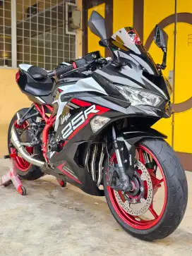Kawasaki Ninja250 / ZX 25R 2021 ABS SE KTQRS, Black Premium Metalic.